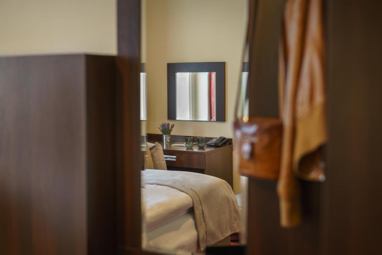 Hotel Graf Moltke 3*